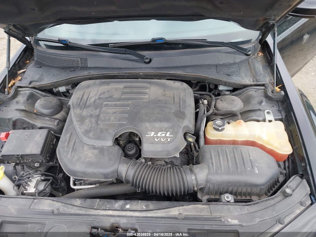 2C3CCAGG9JH278457 Chrysler 300 300s Awd