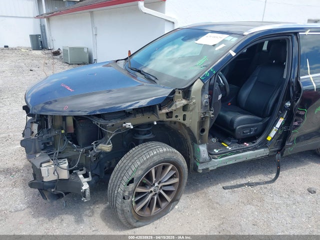 5TDKZRFH2KS568086 Toyota Highlander Xle