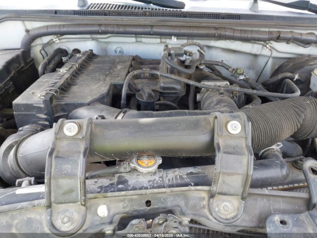 1N6BD0CT8GN775126 Nissan 2016