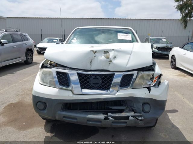 1N6BD0CT8GN775126 Nissan 2016