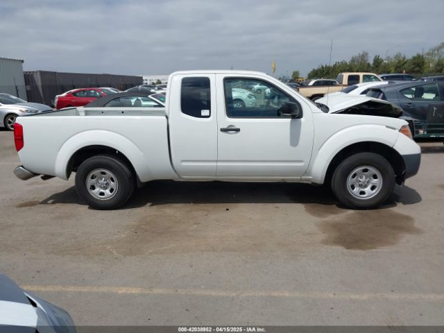 1N6BD0CT8GN775126 Nissan 2016
