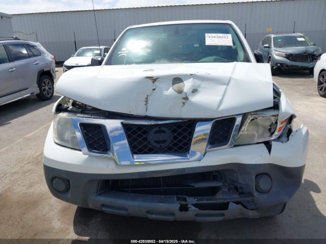 1N6BD0CT8GN775126 Nissan 2016