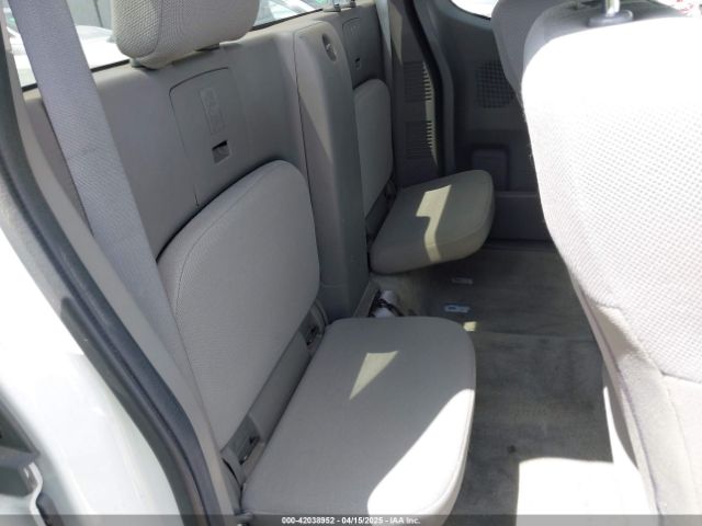 1N6BD0CT8GN775126 Nissan 2016
