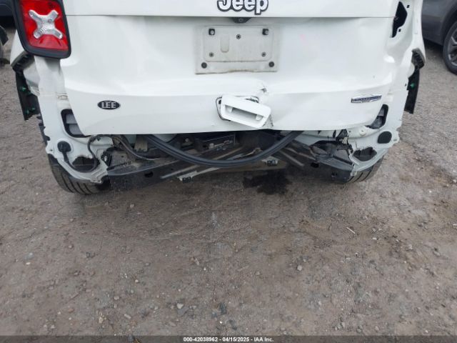 ZACCJABBXJPH47373 Jeep Renegade Latitude Fwd