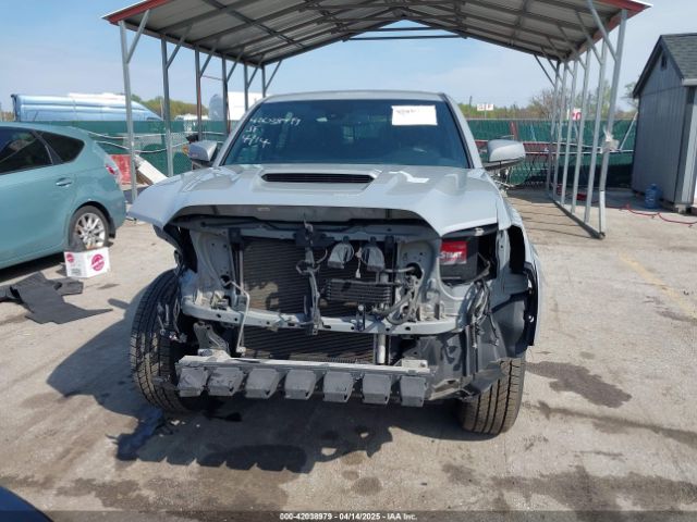 3TMCZ5AN6JM170128 Toyota Tacoma Trd Sport
