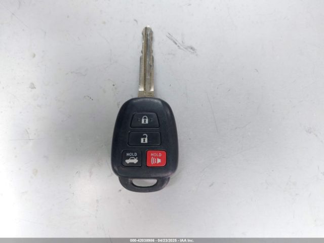 5YFBURHE5EP160292 Toyota COROLLA LE