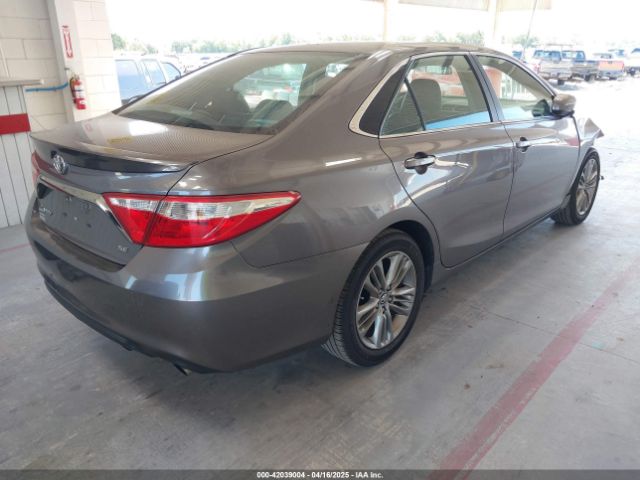 4T1BF1FK1HU331403 Toyota CAMRY SE