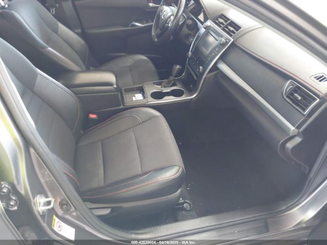 4T1BF1FK1HU331403 Toyota CAMRY SE
