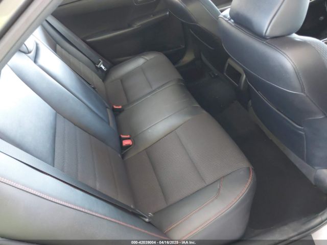 4T1BF1FK1HU331403 Toyota CAMRY SE