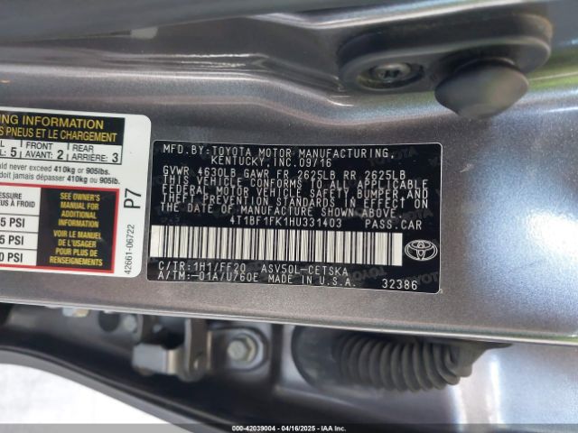 4T1BF1FK1HU331403 Toyota CAMRY SE