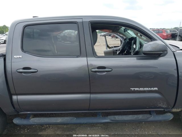 5TFAX5GN1HX081821 Toyota Tacoma Sr5
