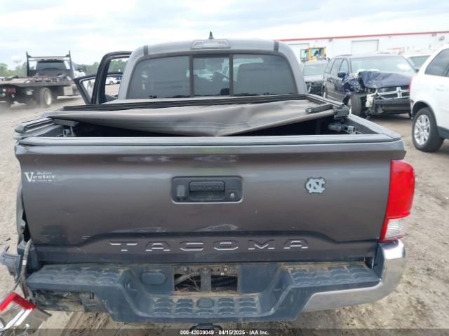 5TFAX5GN1HX081821 Toyota Tacoma Sr5