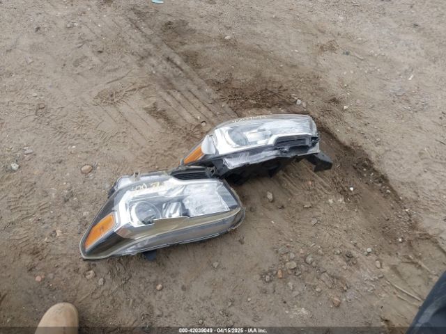 5TFAX5GN1HX081821 Toyota Tacoma Sr5