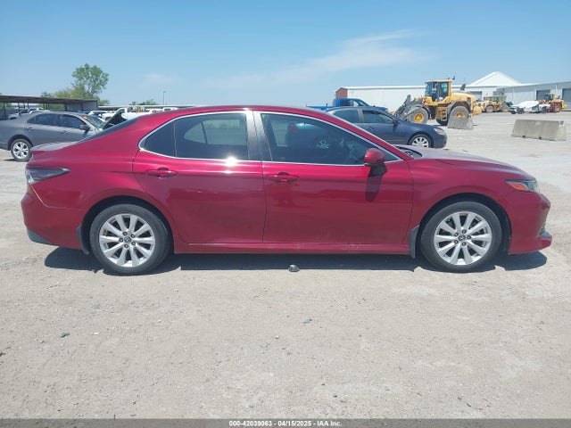 4T1B11HK1JU598364 Toyota CAMRY LE