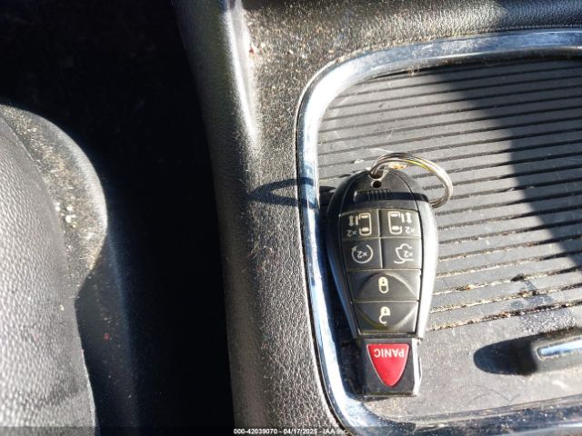 2C4RDGEG1JR282327 Dodge Grand Caravan Gt