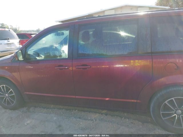 2C4RDGEG1JR282327 Dodge Grand Caravan Gt