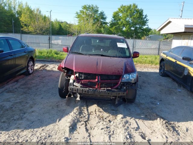2C4RDGEG1JR282327 Dodge Grand Caravan Gt