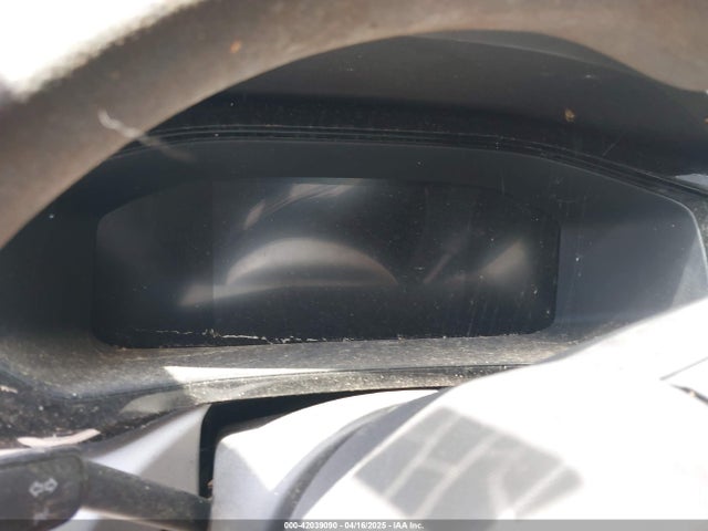 3VVCX7B26NM008304 Volkswagen tsi