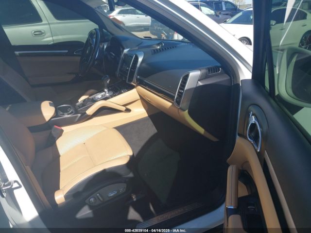 WP1AA2A20GKA09257 Porsche Cayenne