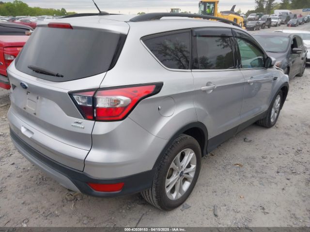 1FMCU0GD7JUA96323 Ford ESCAPE SE