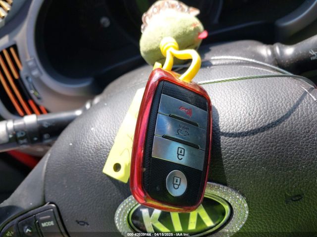 KNDPC3A6XE7587834 KIA Sportage Sx