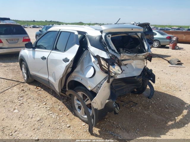 3N1CP5CU7JL529215 Nissan KICKS S