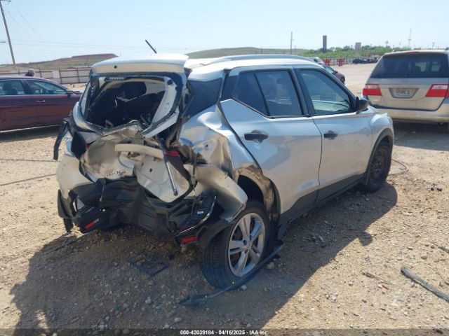 3N1CP5CU7JL529215 Nissan KICKS S