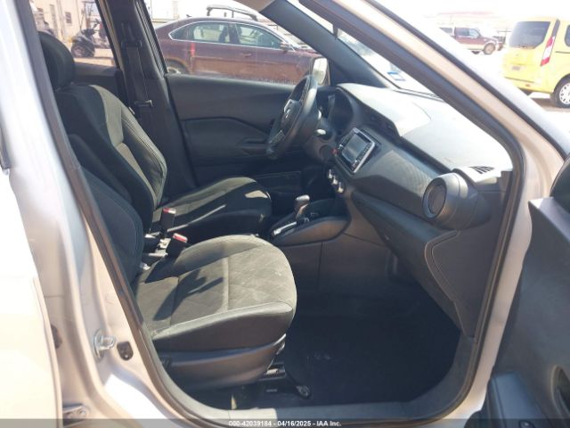 3N1CP5CU7JL529215 Nissan KICKS S