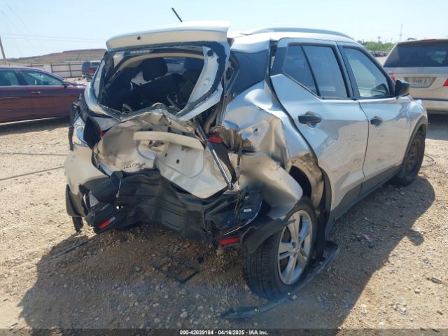 3N1CP5CU7JL529215 Nissan KICKS S