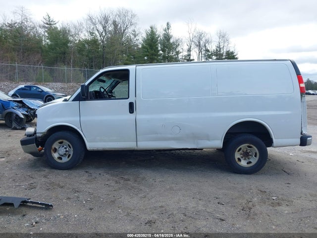 Chevrolet Express 2500 Work Van 2014 1GCWGFCA7E1126760 Image 15