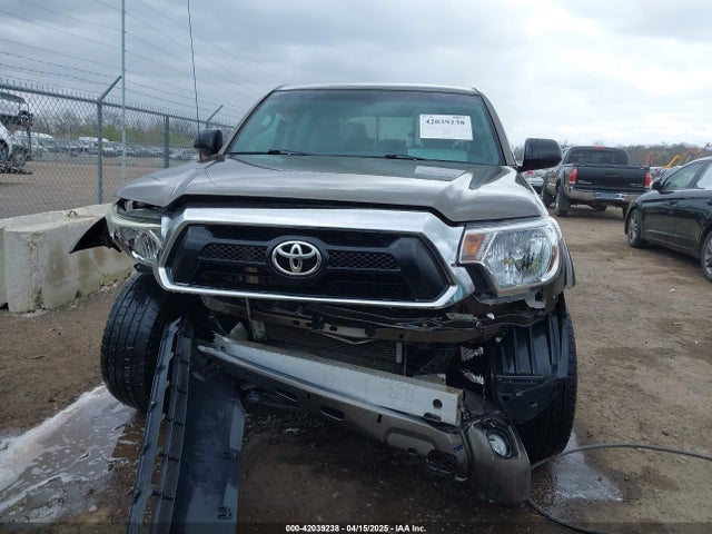3TMLU4EN8FM198605 Toyota Tacoma Base V6