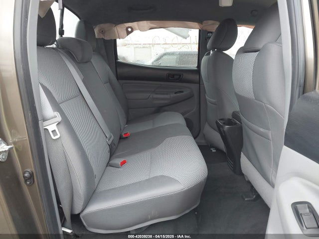 3TMLU4EN8FM198605 Toyota Tacoma Base V6