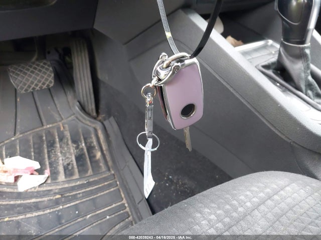 3VWD17AJXFM334862 Volkswagen Jetta 1.8t Se