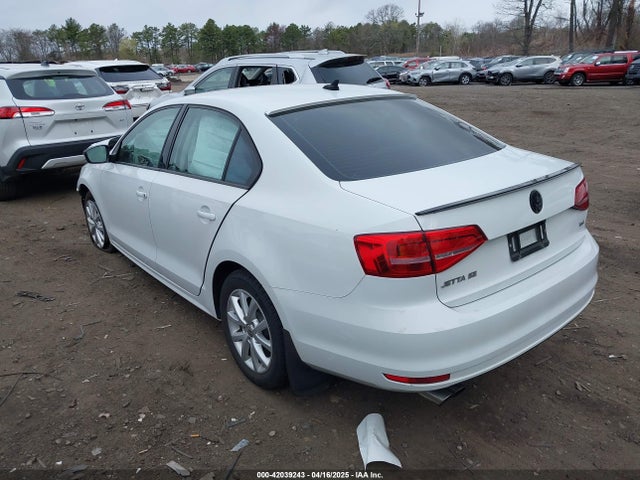 3VWD17AJXFM334862 Volkswagen Jetta 1.8t Se