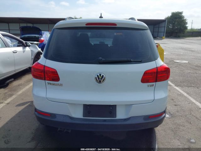 WVGAV7AX0GW528750 Volkswagen TIGUAN S