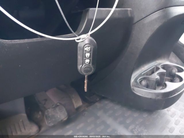 2017 RAM PROMASTER 2500 3C6TRVDG0HE510415 Photo 10