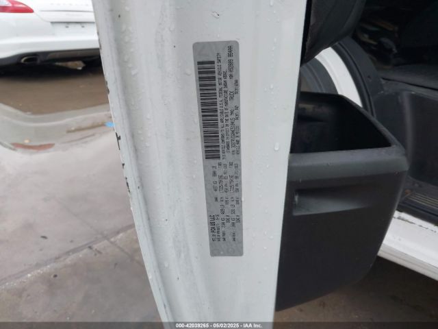 2017 RAM PROMASTER 2500 3C6TRVDG0HE510415 Photo 8