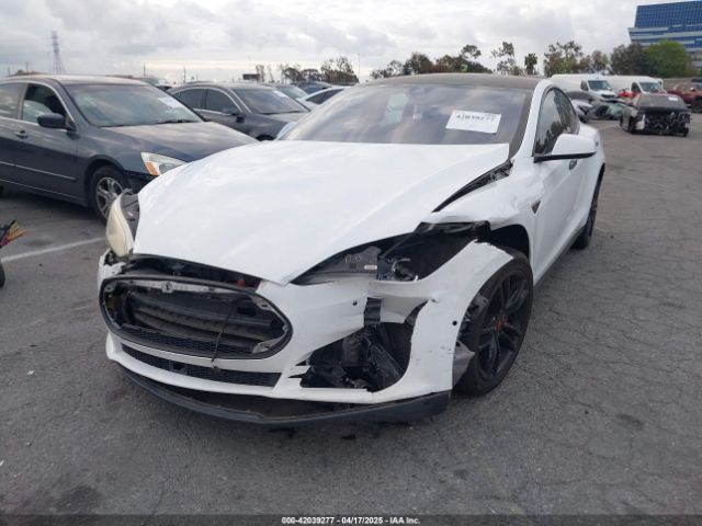 2014 TESLA MODEL S 5YJSA1H14EFP61583 Photo 1