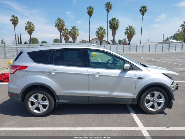 1FMCU9G93FUA26339 Ford ESCAPE SE