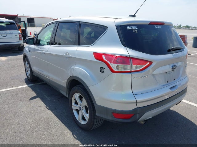 1FMCU9G93FUA26339 Ford ESCAPE SE
