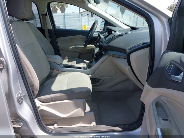 1FMCU9G93FUA26339 Ford ESCAPE SE