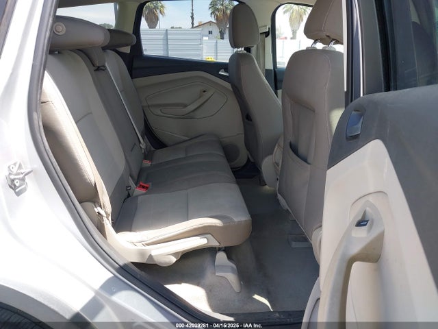 1FMCU9G93FUA26339 Ford ESCAPE SE