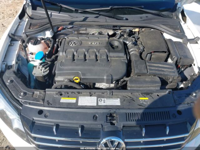 1VWBV7A33FC060015 Volkswagen Passat 2.0l Tdi Se