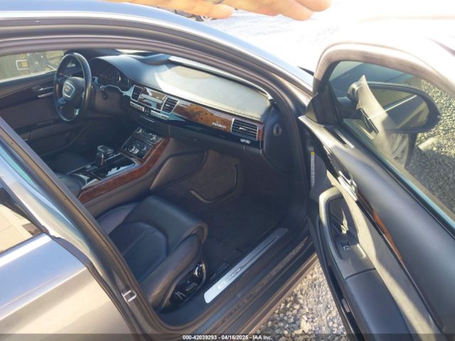 2017 AUDI A8 L WAU44AFD9HN010351 Photo 4