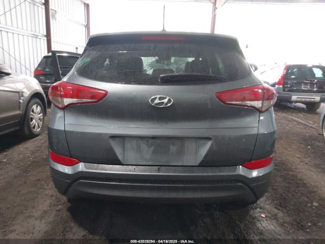 KM8J23A44GU021739 Hyundai TUCSON SE