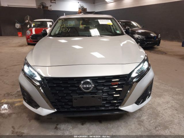 1N4BL4CW6RN326785 Nissan Altima Sr Intelligent Awd