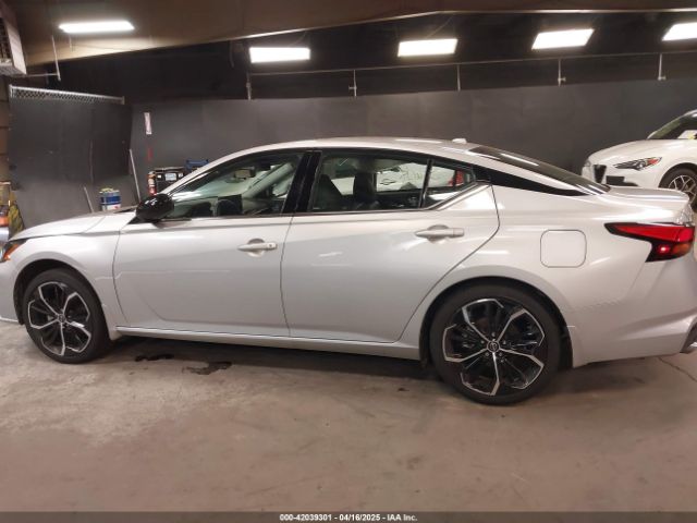 1N4BL4CW6RN326785 Nissan Altima Sr Intelligent Awd