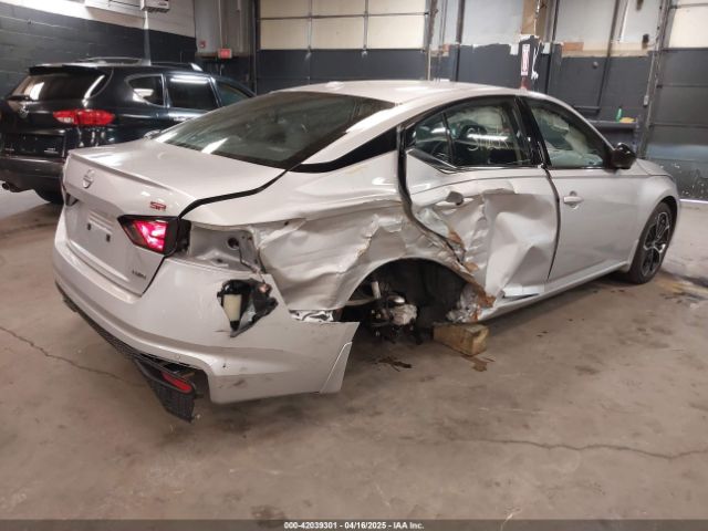 1N4BL4CW6RN326785 Nissan Altima Sr Intelligent Awd