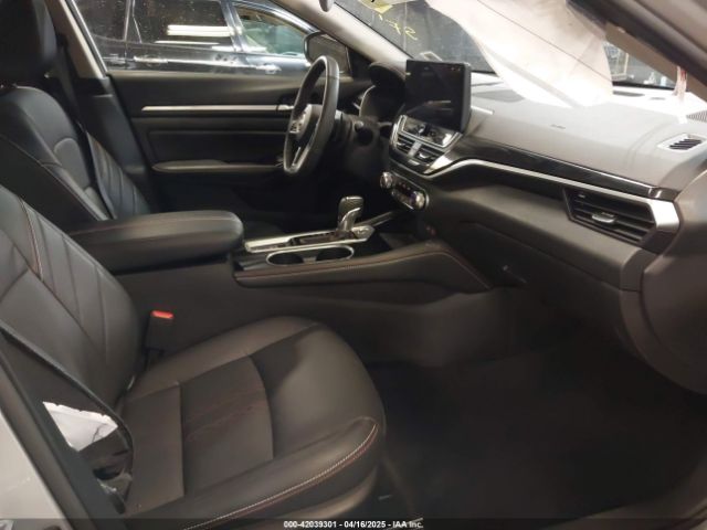 1N4BL4CW6RN326785 Nissan Altima Sr Intelligent Awd