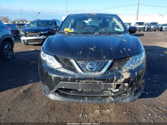 JN1BJ1CP9JW180262 Nissan Rogue Sport S
